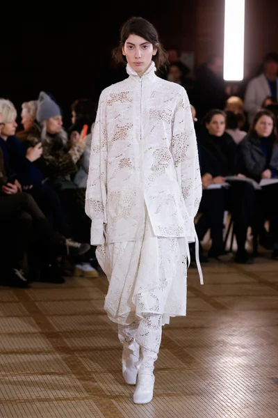 Look 31
